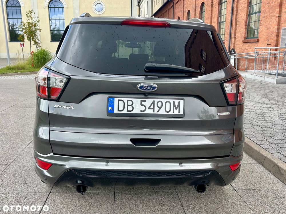 Ford Kuga 1.5 EcoBoost 2x4 ST-Line - 10