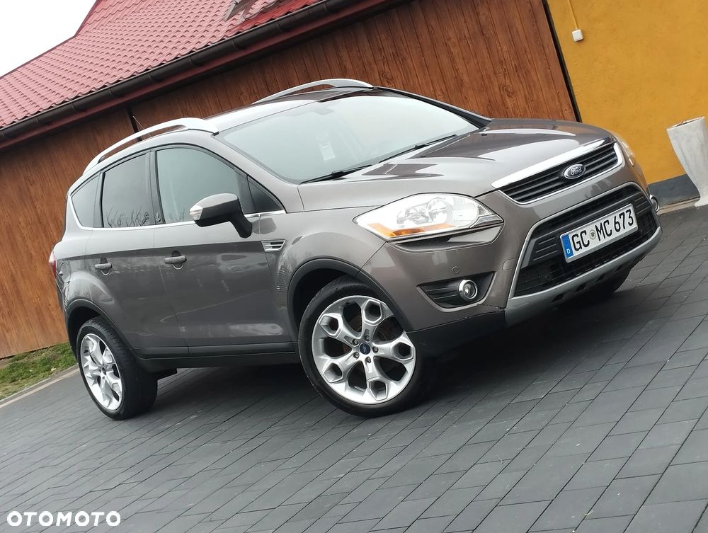 Ford Kuga 2.0 TDCi 2x4 Titanium - 1