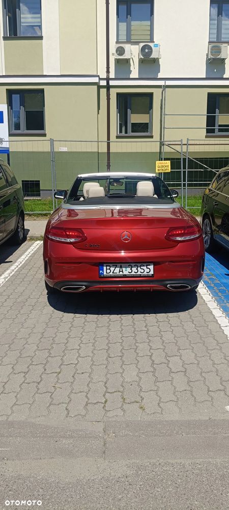 Mercedes-Benz Klasa C 300 9G-TRONIC AMG Line - 15