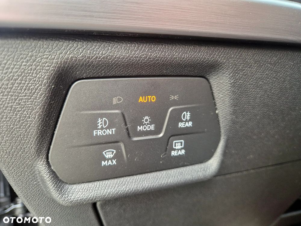 Seat Leon Sportstourer 1.5 eTSI ACT OPF DSG FR Plus - 22