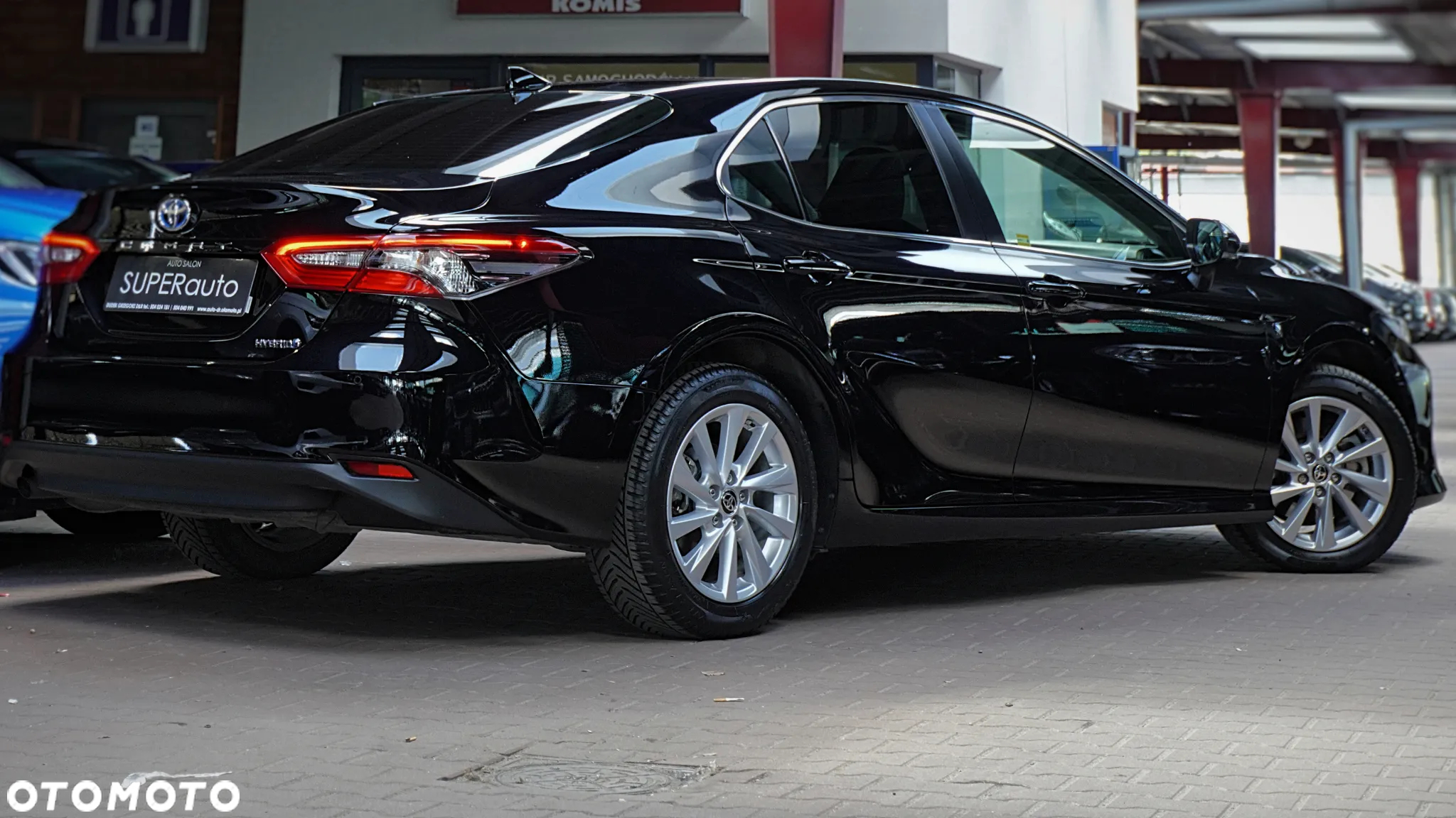 Toyota Camry 2.5 Hybrid Comfort CVT - 12