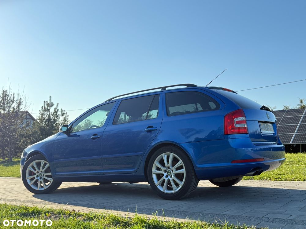 Skoda Octavia 2.0 TDI RS - 11