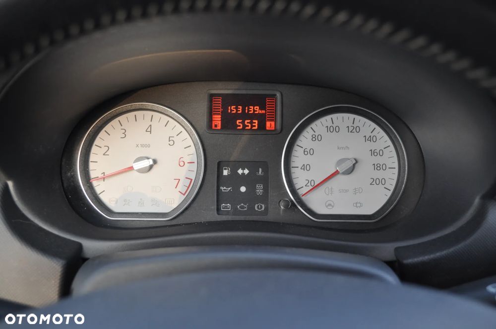 Dacia Sandero 1.6 Laureate BL - 25