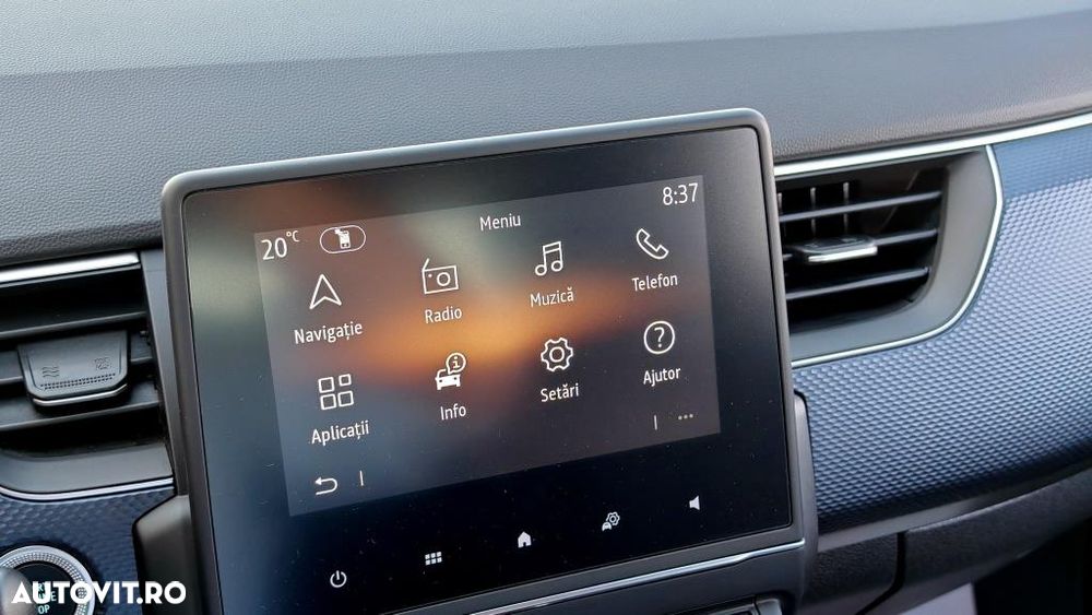 Renault Arkana E-TECH 145 Evolution - 18