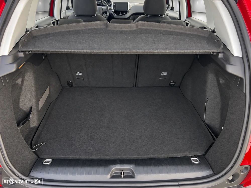 Peugeot 2008 - 12