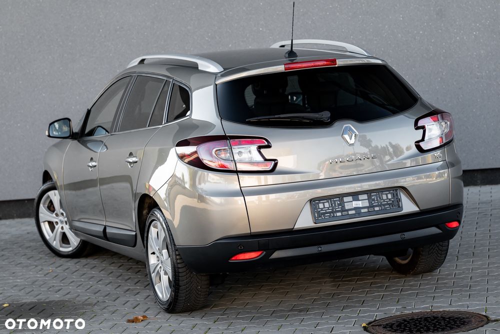 Renault Megane TCe 180 Luxe - 9