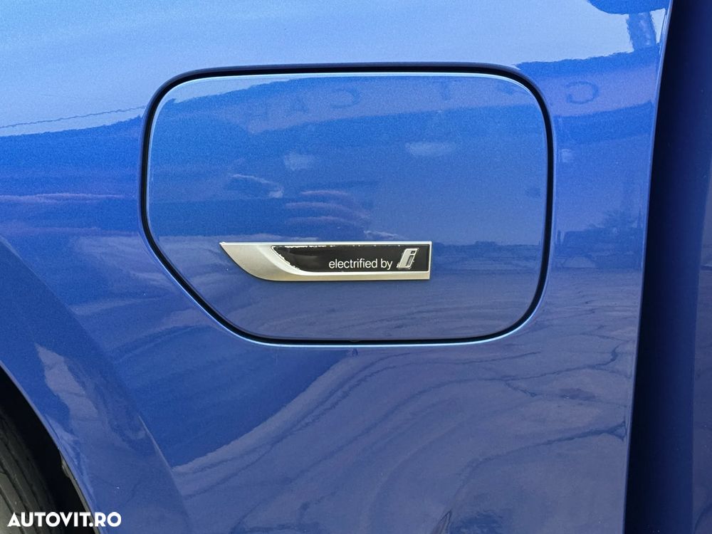 BMW Seria 3 330e Aut. M Sport - 22