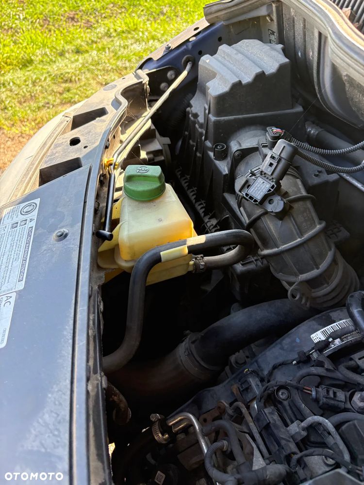 Volkswagen Transporter T5 - 28
