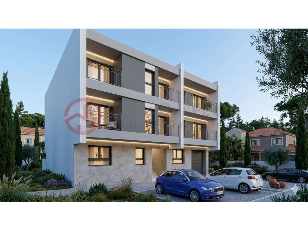 Apartamento T3 com Terraço com Churrasqueira e Parqueamento - Grande imagem: 3/5