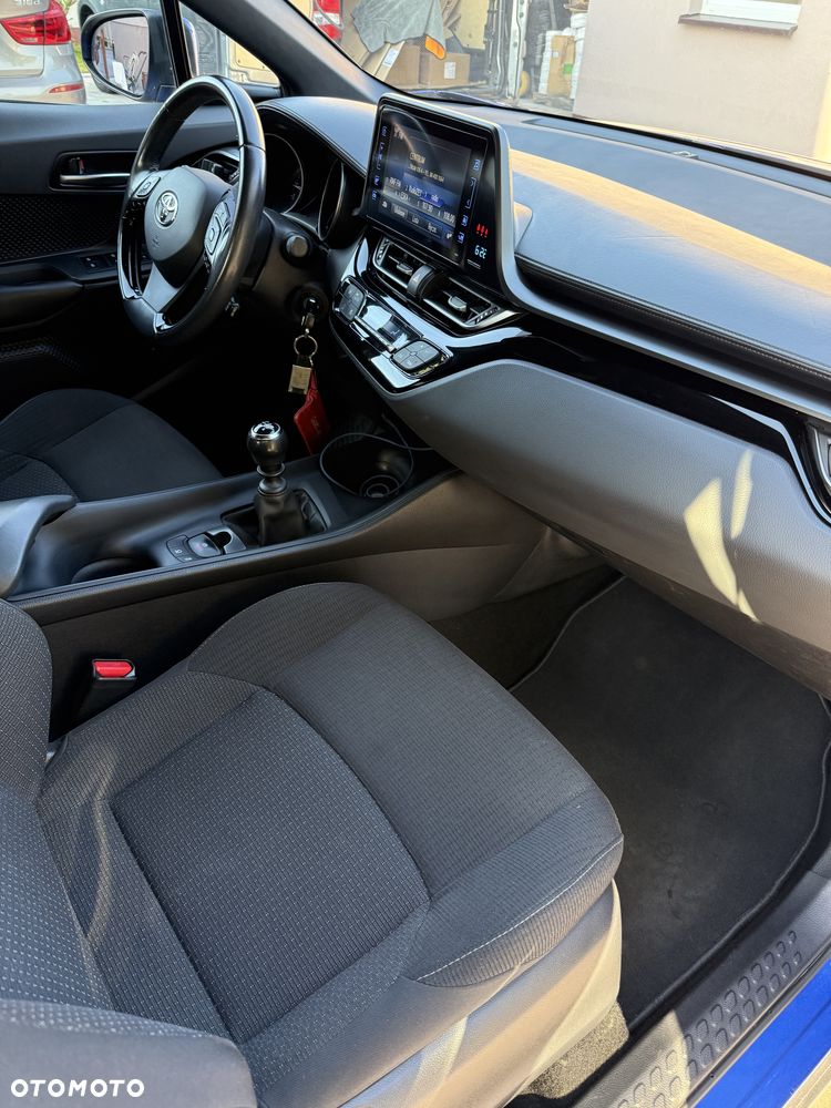 Toyota C-HR 1.2 T Premium - 11