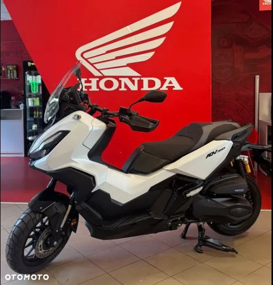 Honda ADV350 - 1