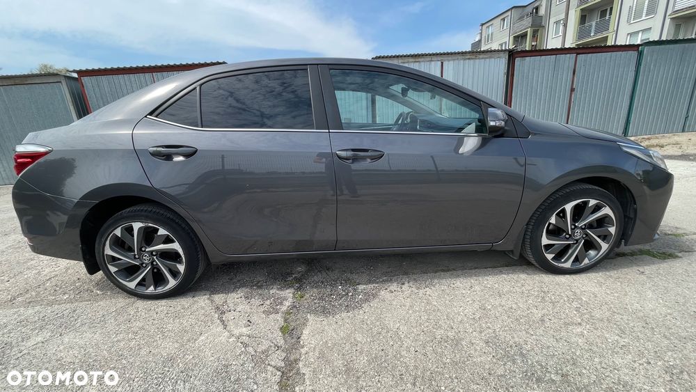 Toyota Corolla 1.6 Comfort - 9