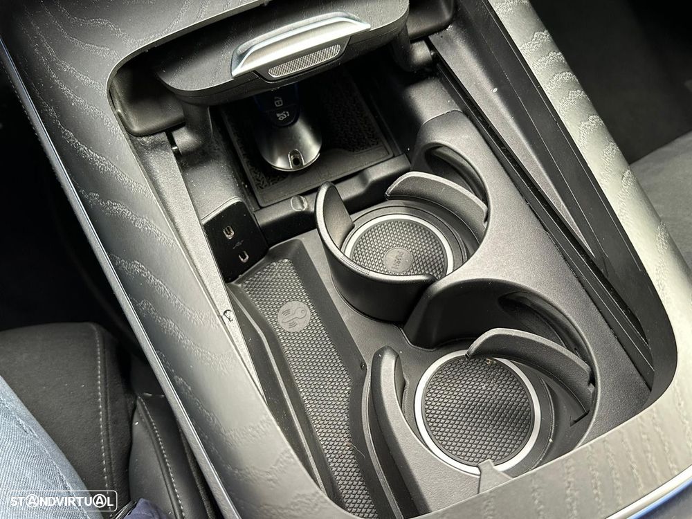 Mercedes-Benz E 300 de AMG Line - 19