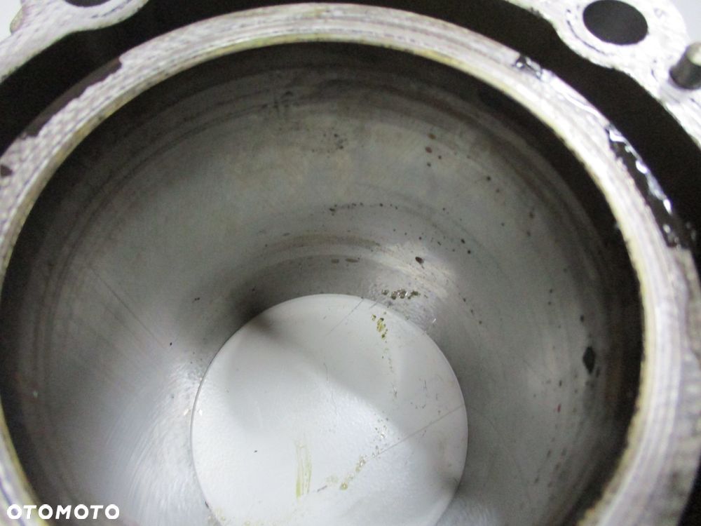 can am outlander g2 650 1000 cylinder - 5