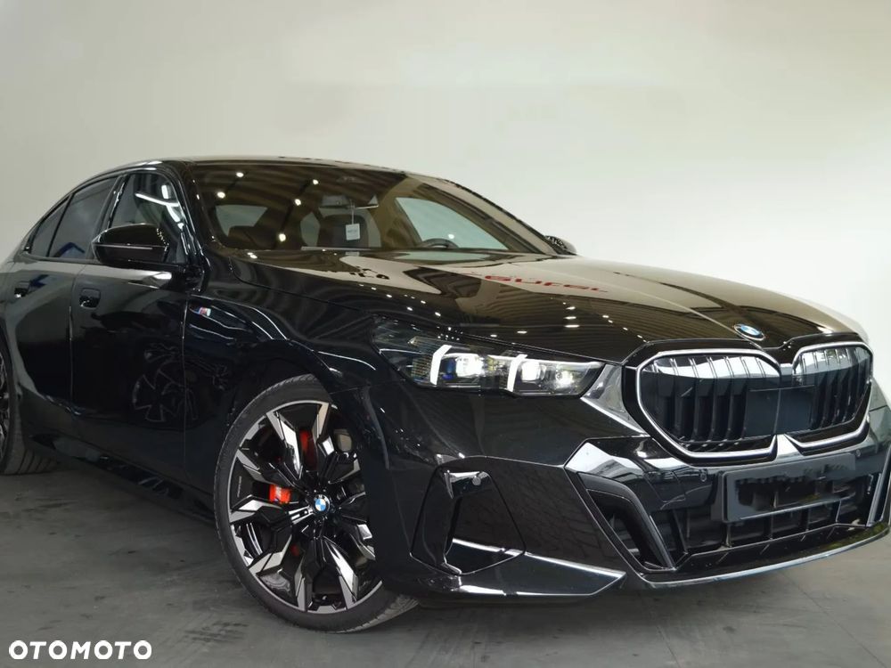BMW Seria 5 540d xDrive mHEV M Sport - 4
