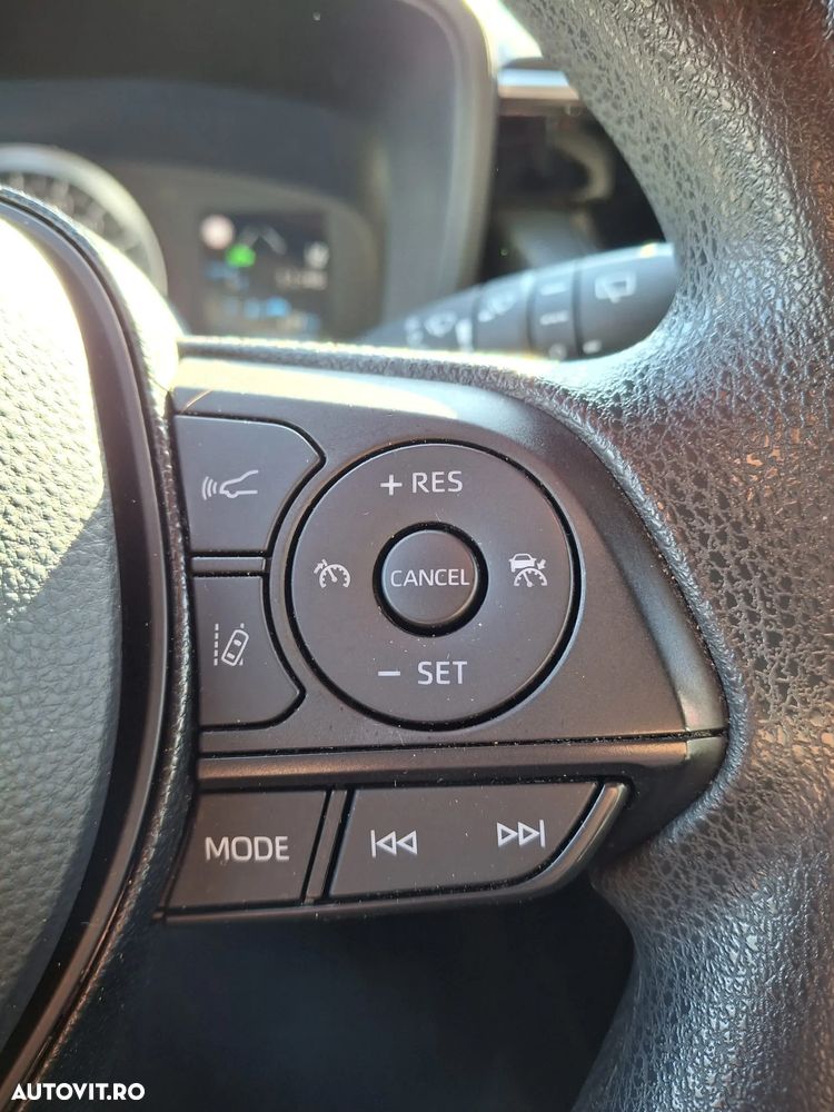 Toyota Corolla 1.8 HSD Eco - 15