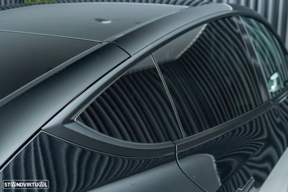 Tesla Model Y Long Range Dual Motor AWD - 21