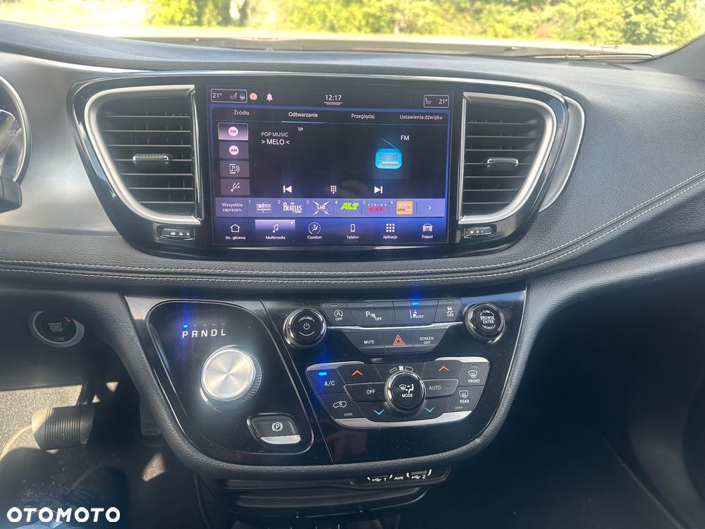 Chrysler Pacifica - 20