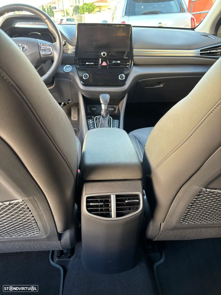 Hyundai Ioniq 1.6 GDI HEV Hybrid Tech - 26