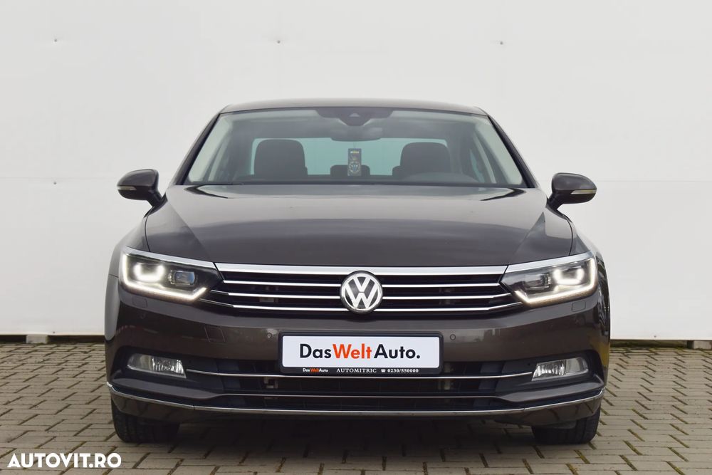 Volkswagen Passat 2.0 TDI SCR DSG Comfortline - 12