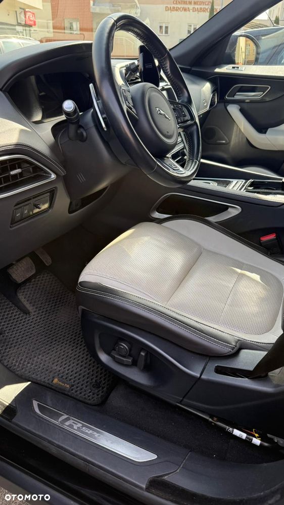 Jaguar F-Pace 2.0 i4D AWD R-Sport - 10