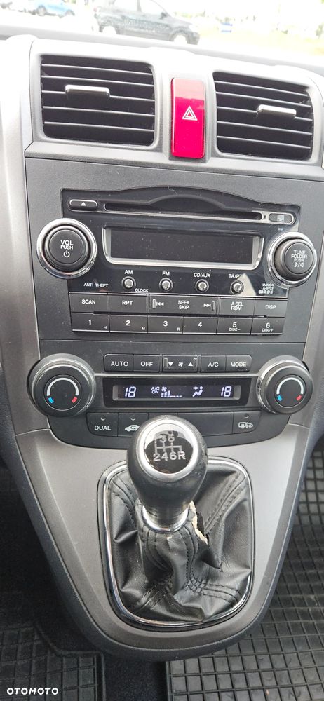 Honda CR-V 2.0 Comfort - 28