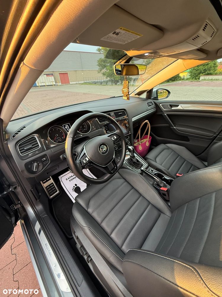 Volkswagen Golf Alltrack - 25