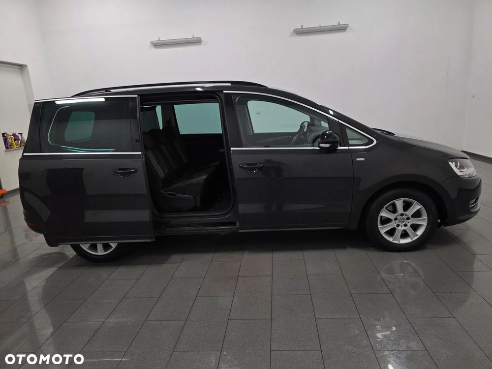 Volkswagen Sharan 2.0 TDI Blue Motion Style - 31