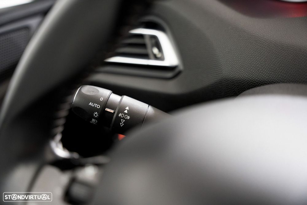 Peugeot 308 1.2 PureTech Active - 9