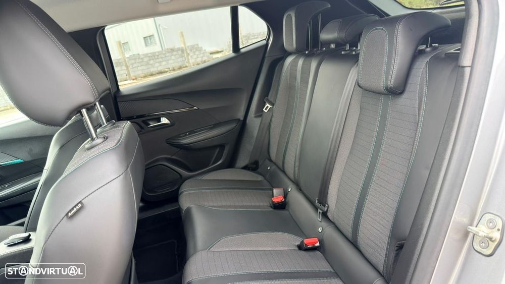 Peugeot 2008 1.2 PureTech Allure - 6