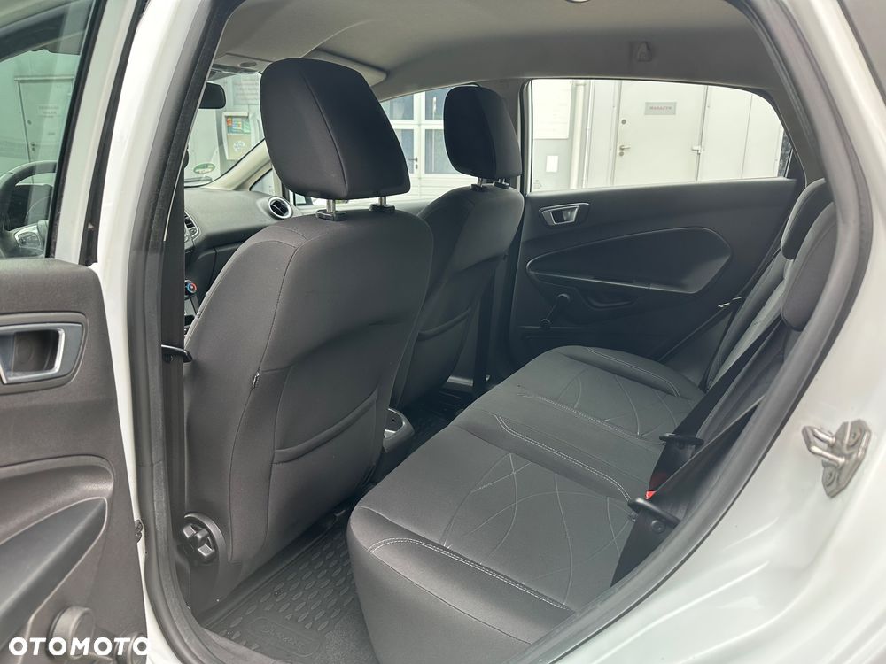 Ford Fiesta 1.6 TDCi SYNC Edition - 9