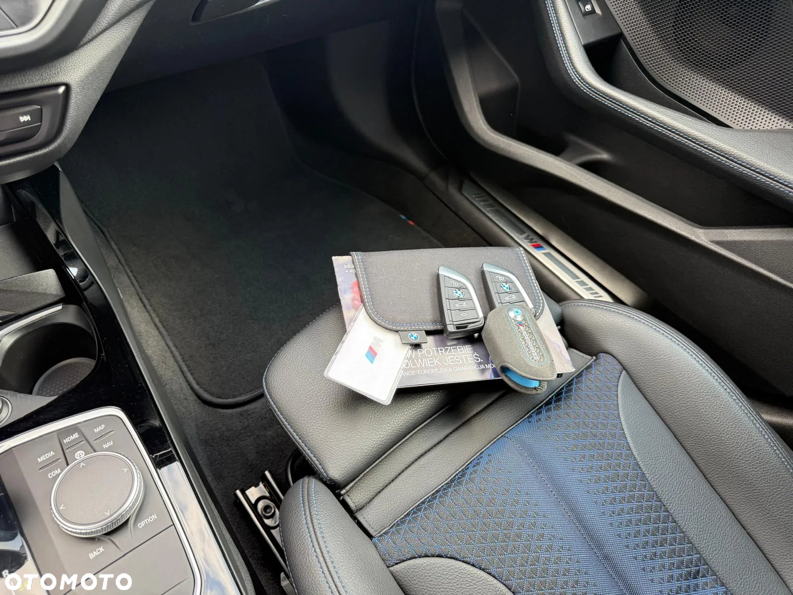 BMW Seria 2 218i - 24