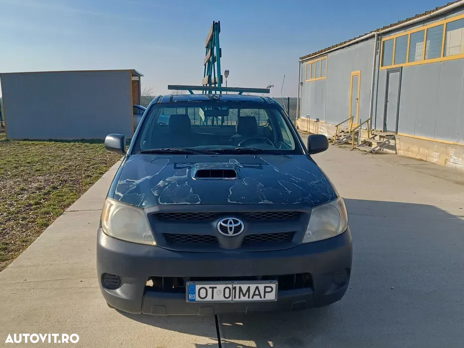 Toyota Hilux - 3