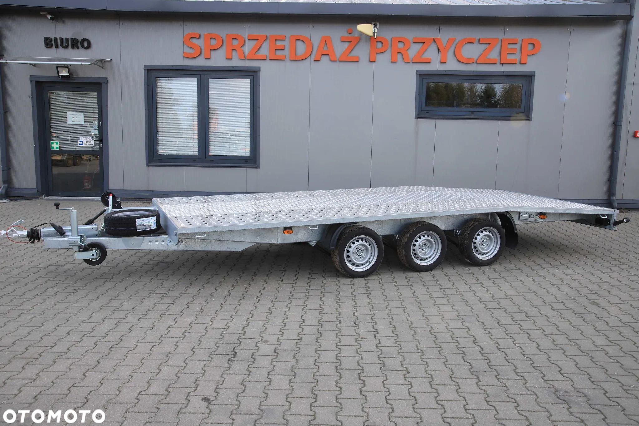 Niewiadów Jupiter 5x2.1+alu ryfel 3 osie DMC 3500 kg Koła 195R13C - 1