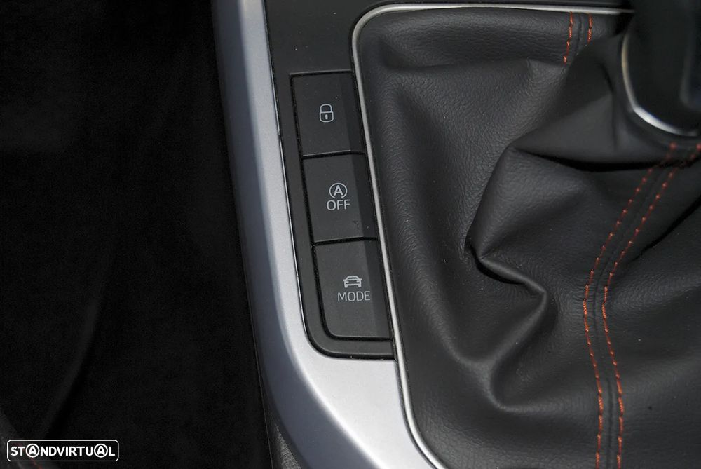 SEAT Arona 1.0 TSI FR - 27