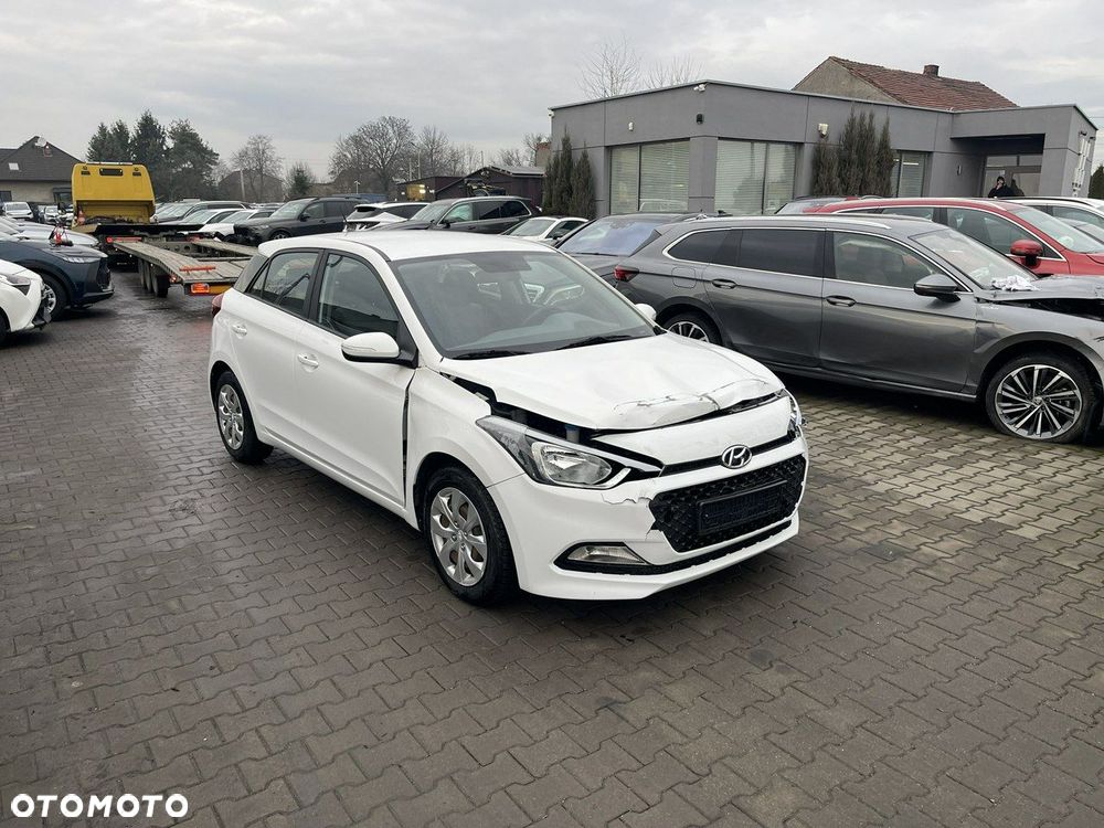 Hyundai i20 1.2 Classic Plus - 2