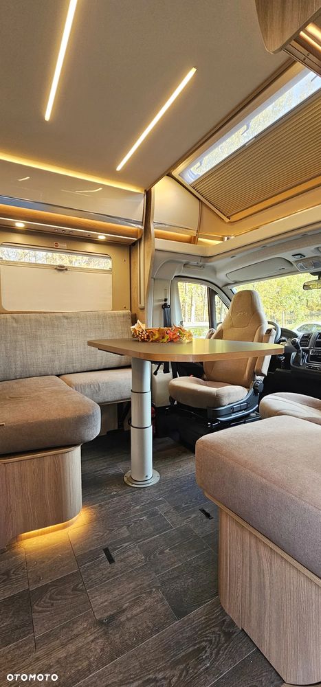 Laika ECOVIP L3009 PÓŁINTEGRA FULL LED HYMER GR. FIAT DUCATO OD RĘKI - 24