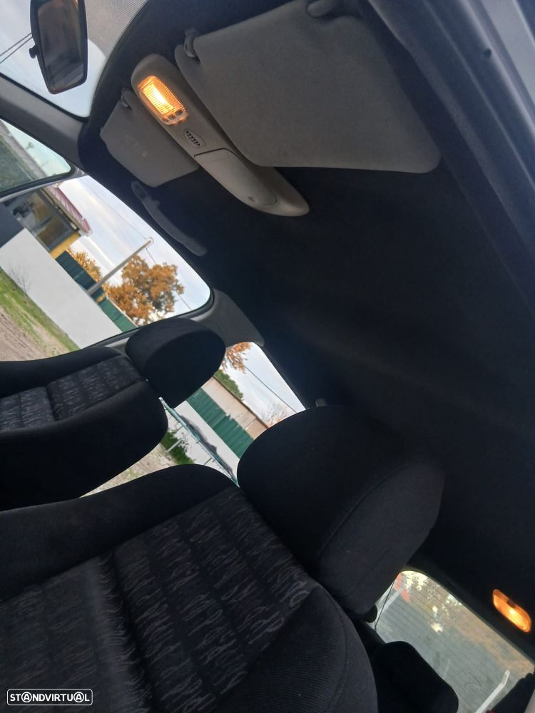 Peugeot 307 1.4 HDi XS Premium - 10