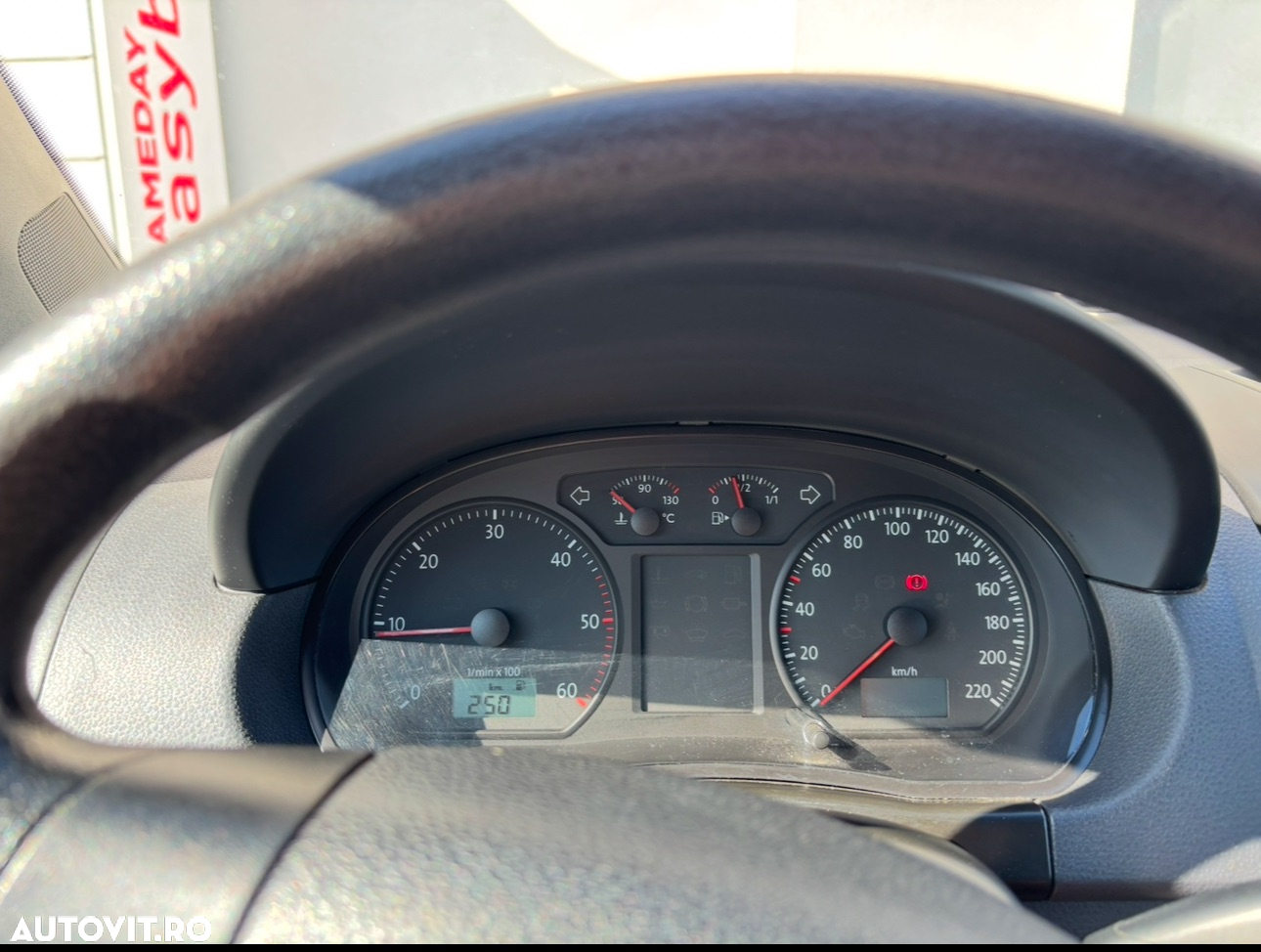 Volkswagen Polo 1.4 TDI Comfortline - 4