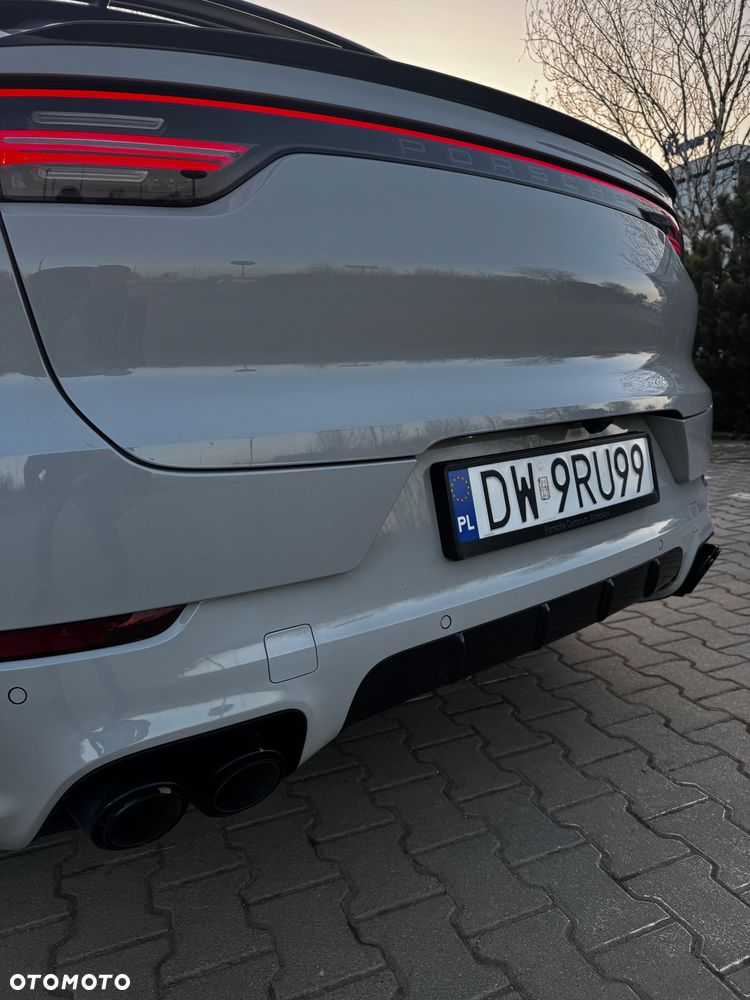 Porsche Cayenne - 23