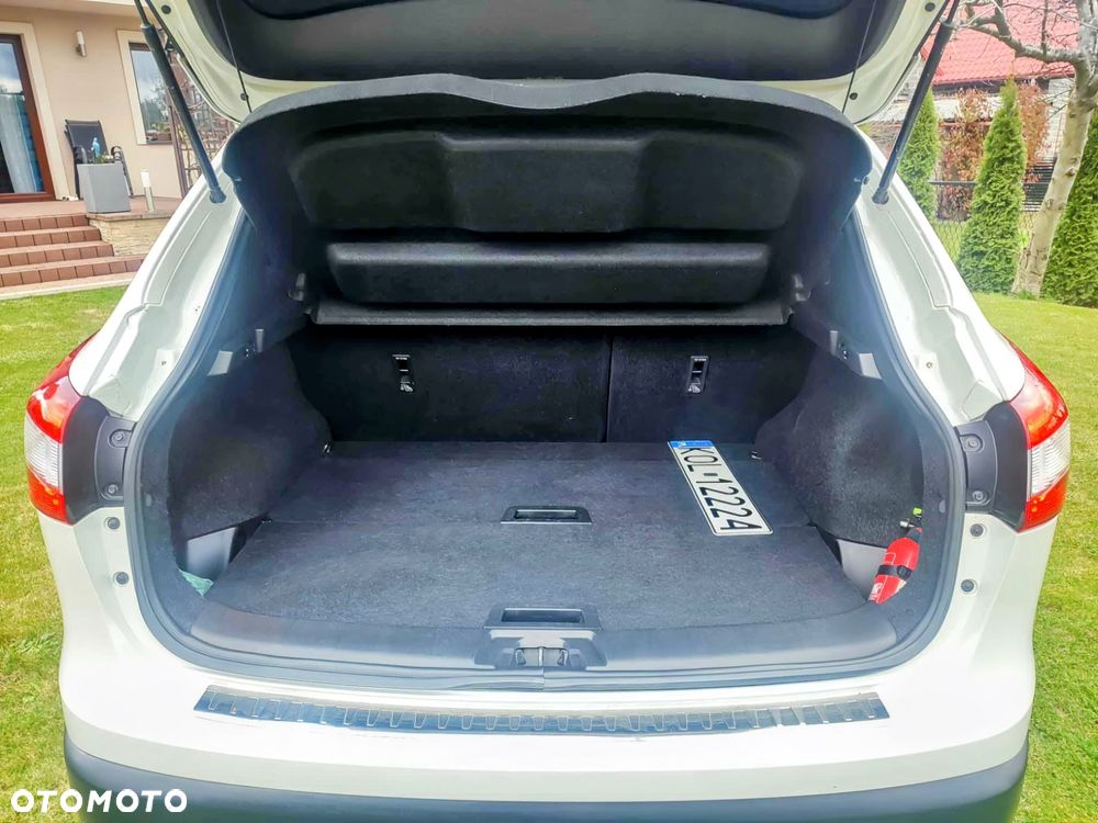 Nissan Qashqai 1.6 DCi 4x4 N-Connecta EU6 - 16