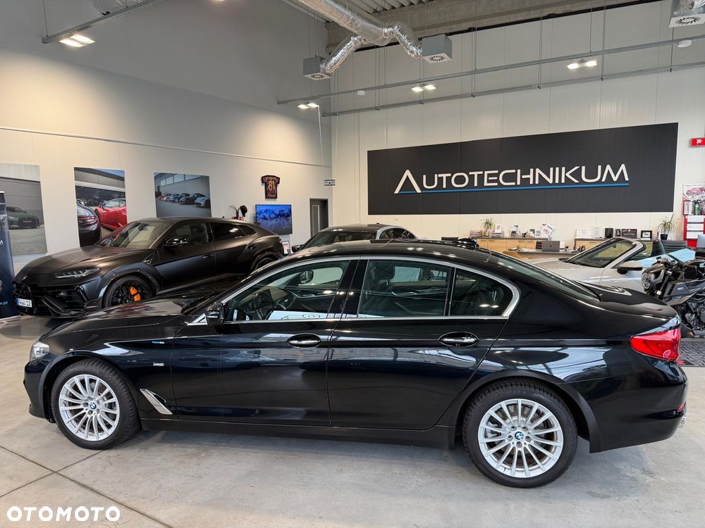 BMW Seria 5 520d xDrive Luxury Line - 22
