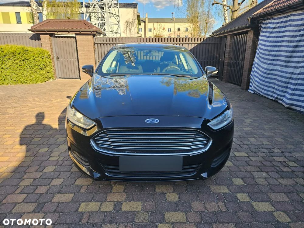 Ford Fusion - 13