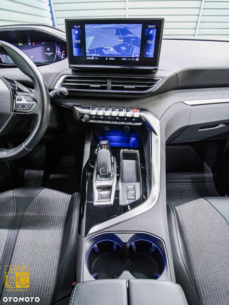 Peugeot 3008 1.2 PureTech Allure S&S EAT8 - 16
