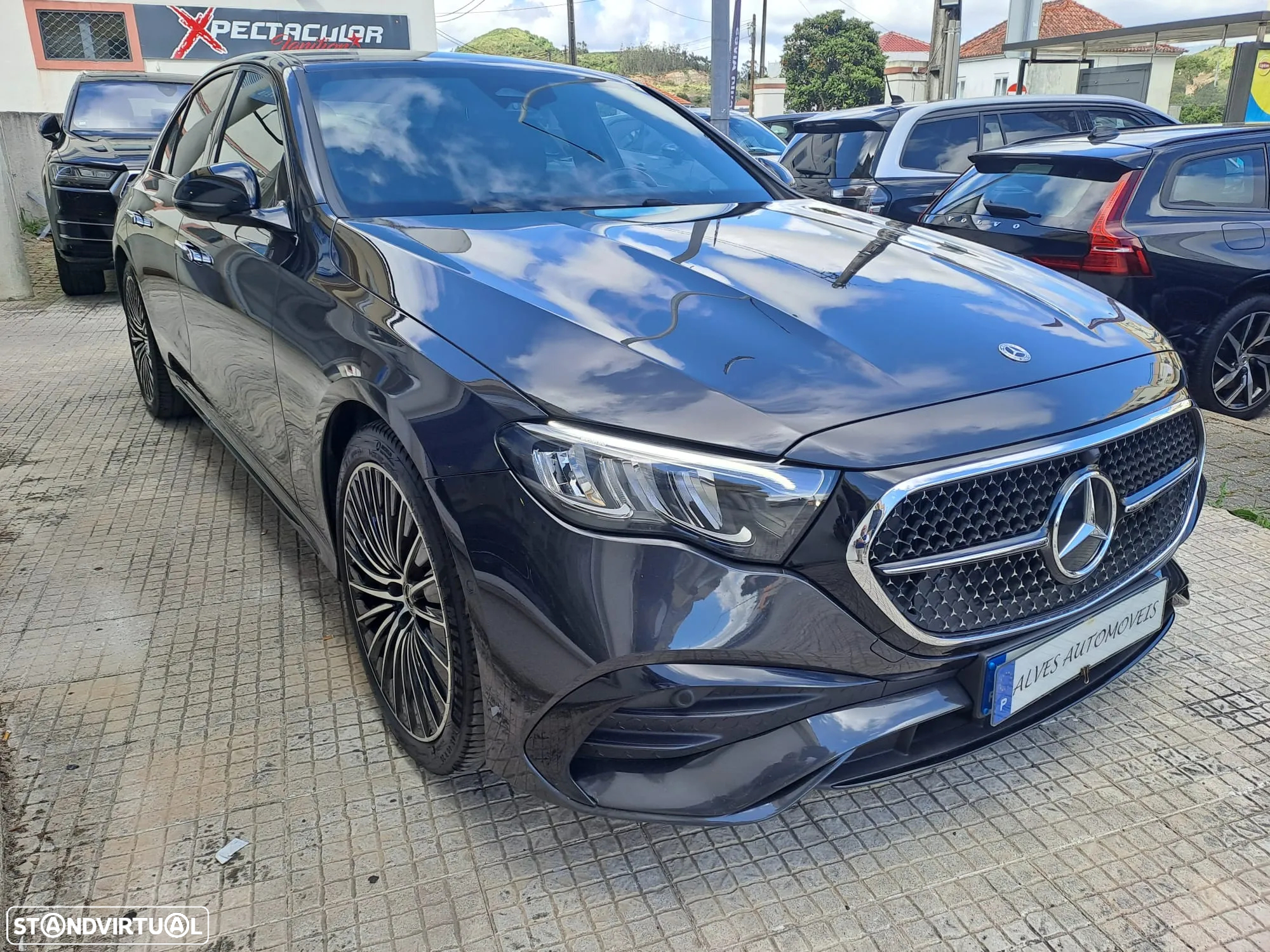 Mercedes-Benz E 300 e AMG Line - 17