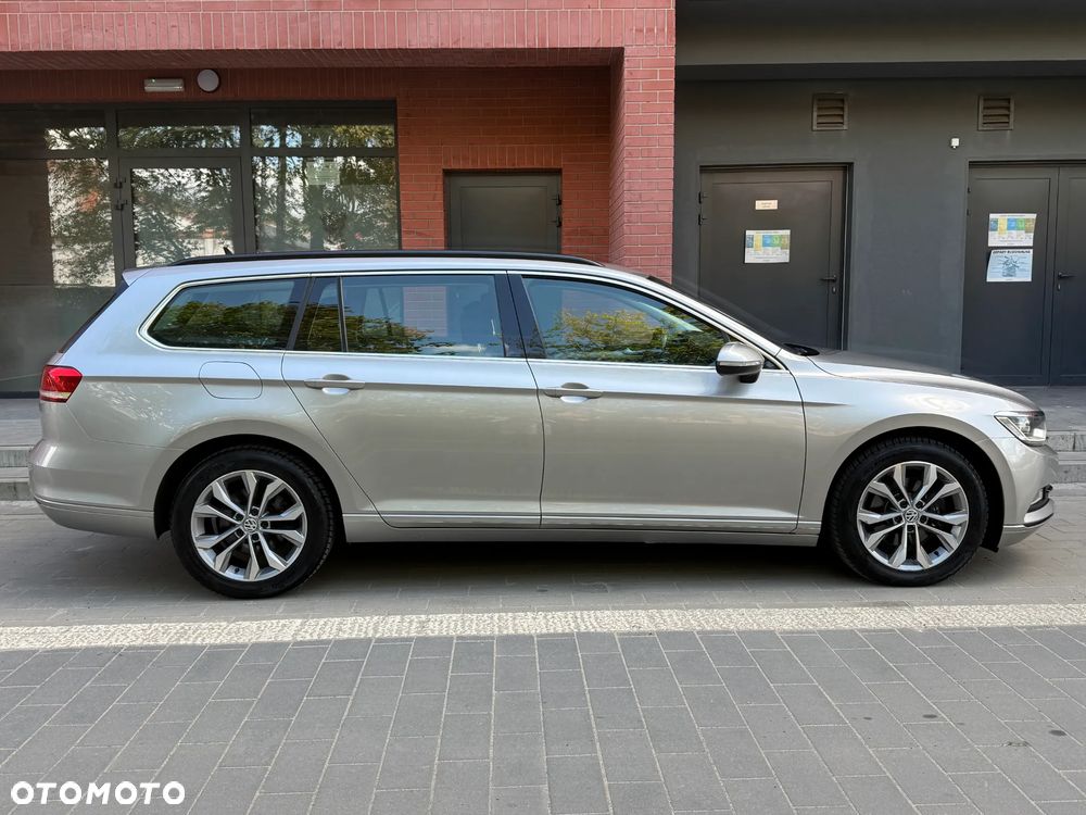 Volkswagen Passat 1.8 TSI BMT Comfortline DSG - 28