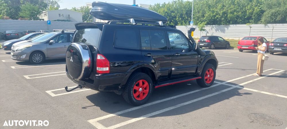 Mitsubishi Pajero - 15
