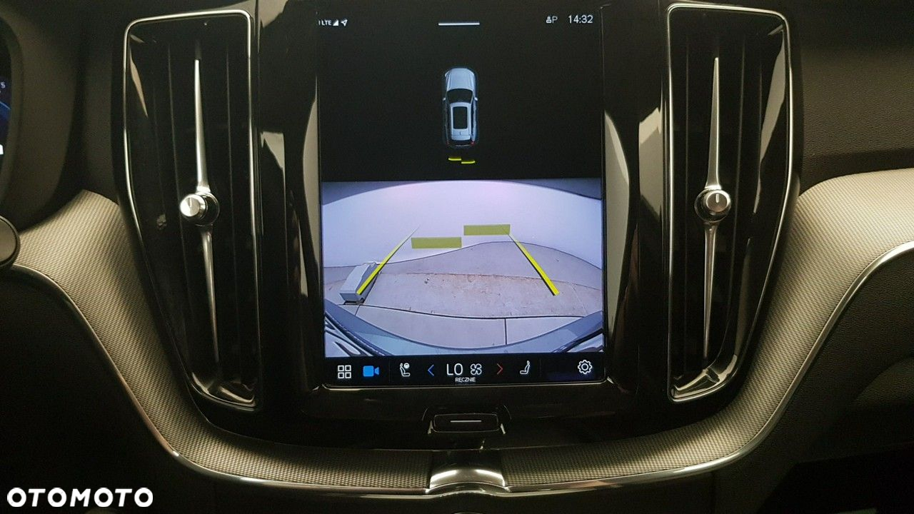 Volvo XC 60 - 28