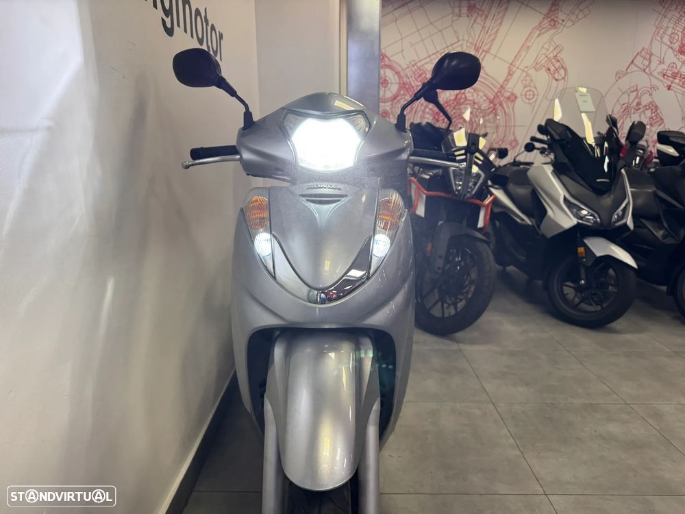 Honda SH 300 - 4