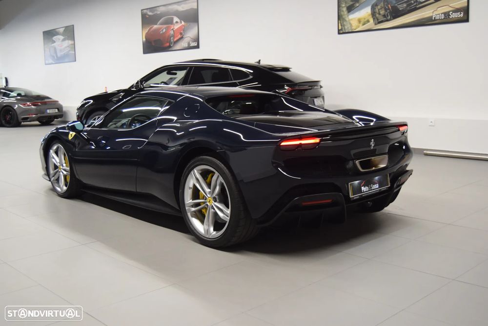 Ferrari 296 GTB Coupe - 15